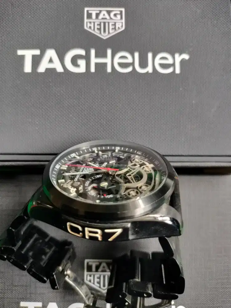 Jam Tangan TAGHeuer CR7