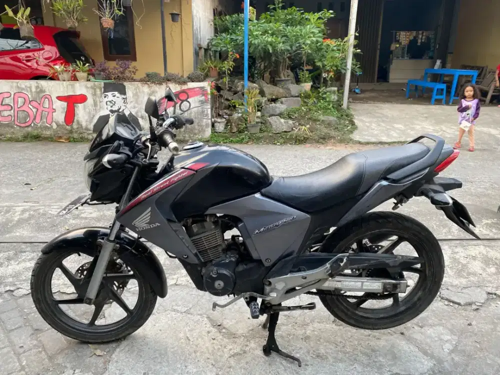 Megapro THN 2010 plat AB sleman