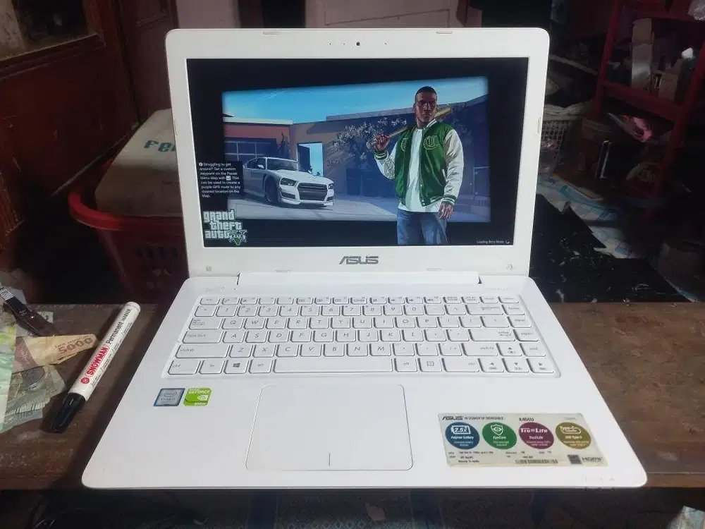 ASUS X456URK I5 NVIDIA RAM 8 GB SSD+HDD FULLGAMING FULLSET