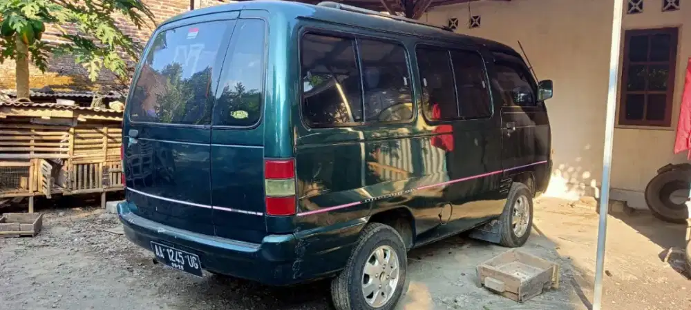 Mitsubishi Colt t120ss minivan