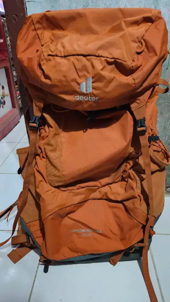 Carrier Deuter Tas gunung