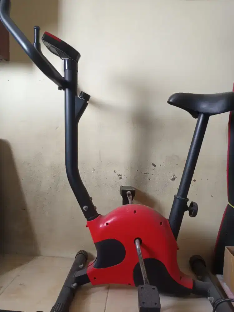 Dijual Sepeda ECO Fitness Statis Bekas