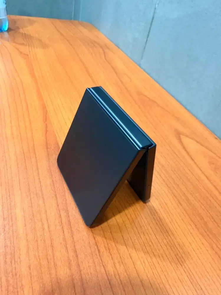 Samsung Galaxy Z Flip 7 Jetblack