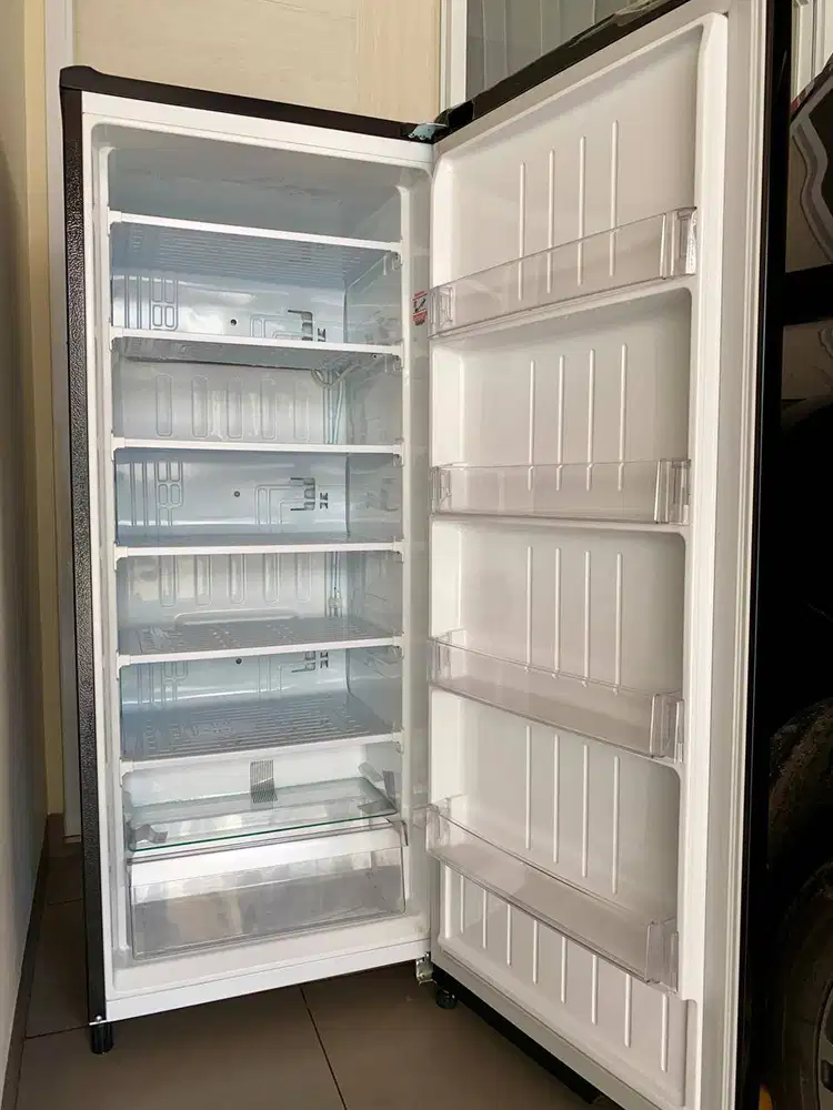 DIJUAL Freezer LG GN-INV304SL 1 Pintu 171L Smart Inverter Compressor