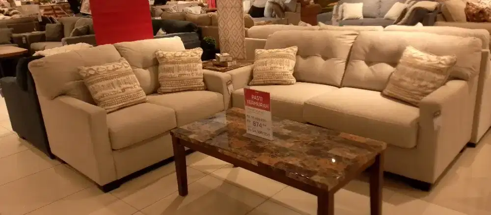 yu cicilan kredit sofa set Ashley dibogor pakai home credit