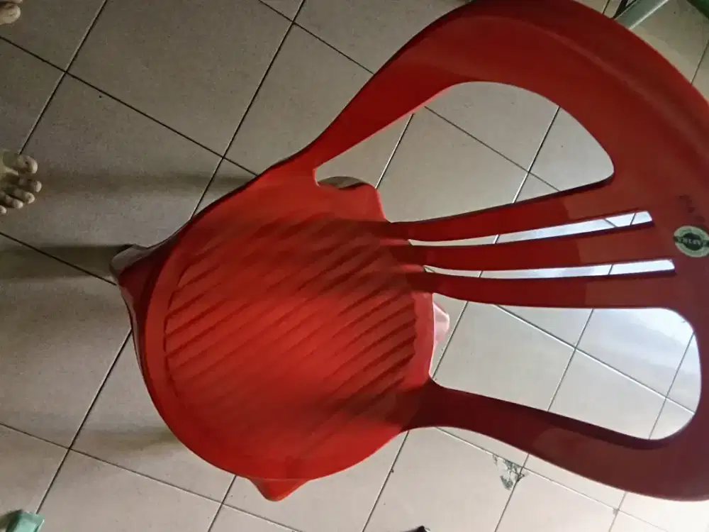 Kursi plastik napoli