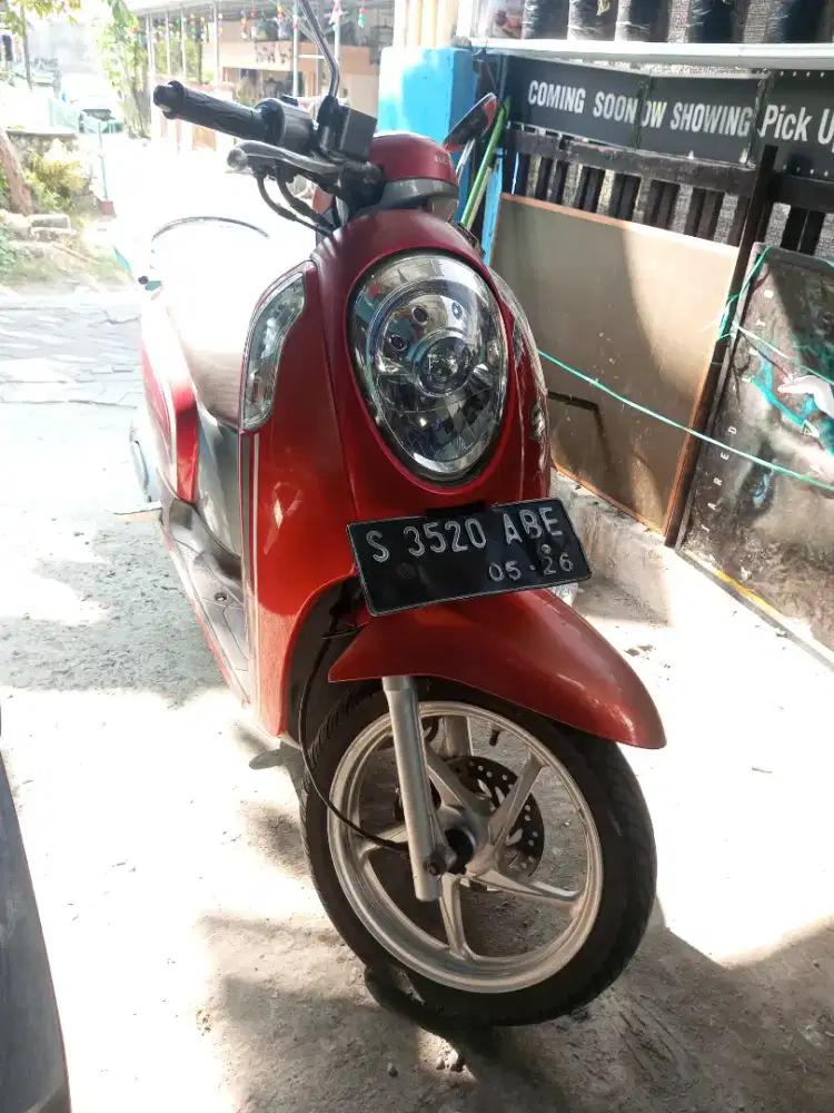 Honda Scoopy 2016