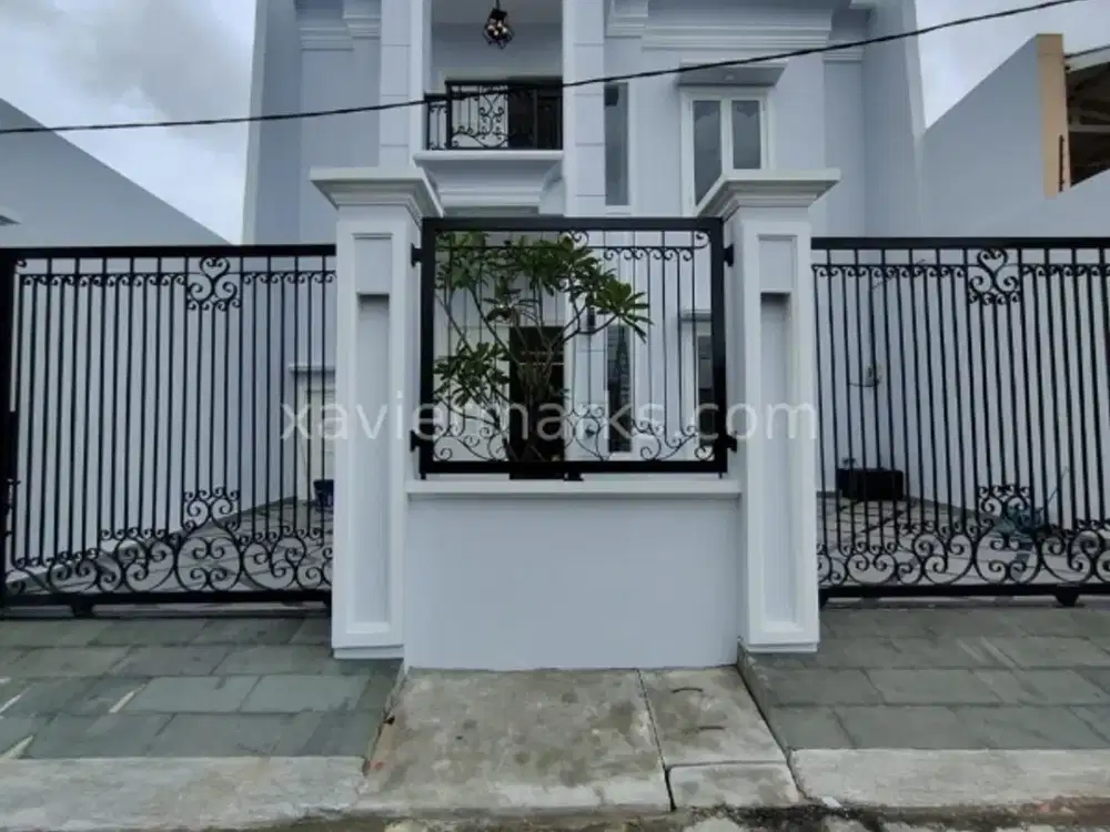 Rumah Mewah Komplek Duren Sawit Jakarta Timur