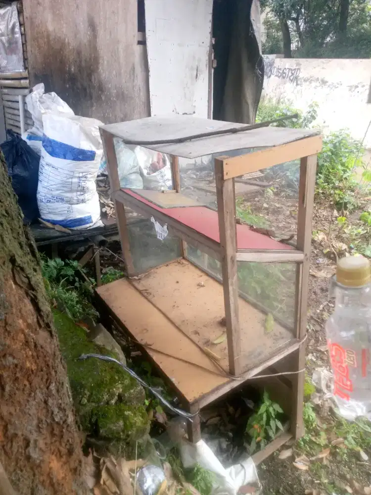 GEROBAK ETALASE USAHA