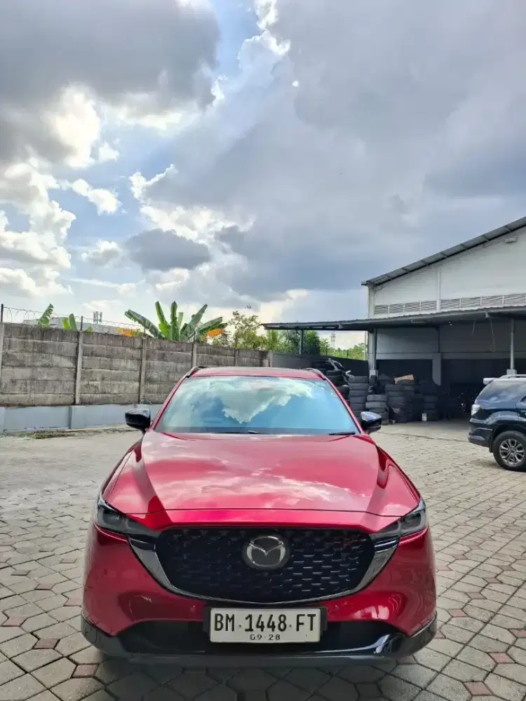 CX5 kuro 2023 matic. Km 5rb antik