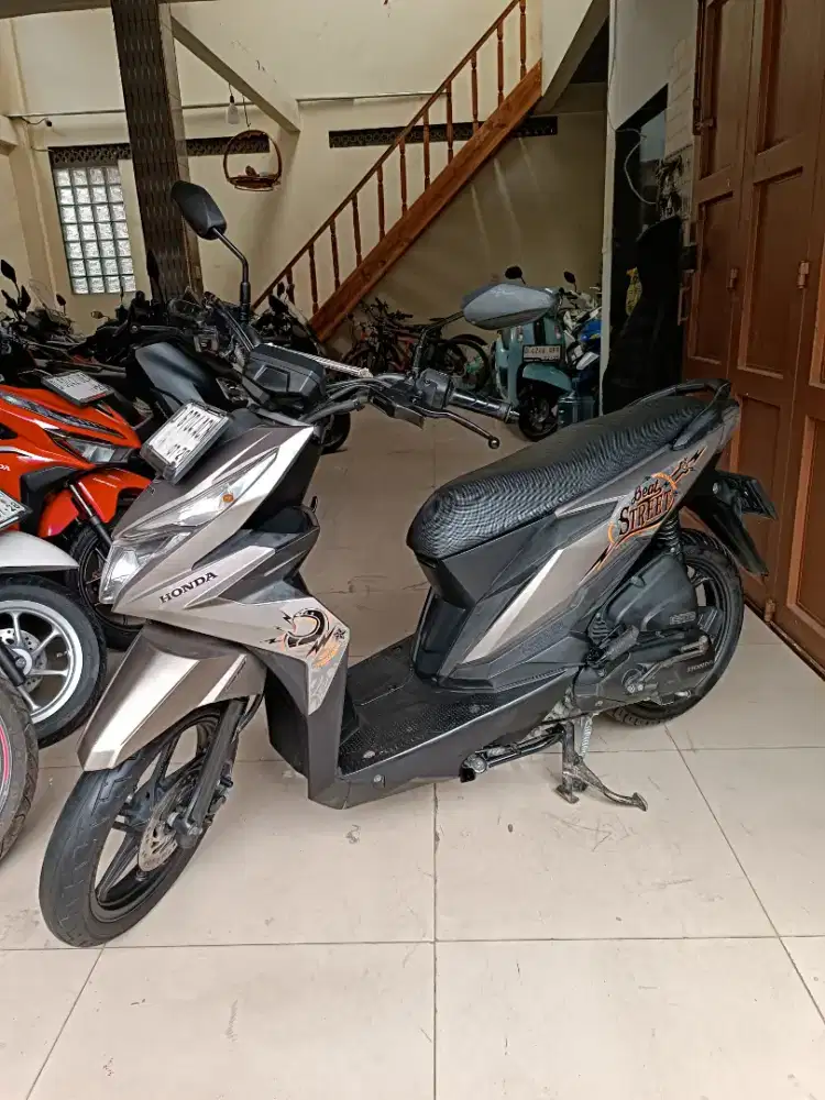 HONDA BEAT STREET ESP 2019