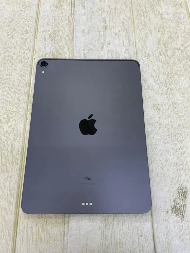 IPAD PRO 2018 11 64gb wifi bekas inter