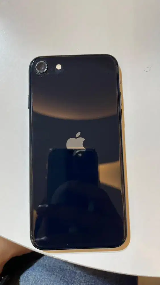 Dijual Iphone SE Gen 3 (2022) 64Gb Digimap Mulus!