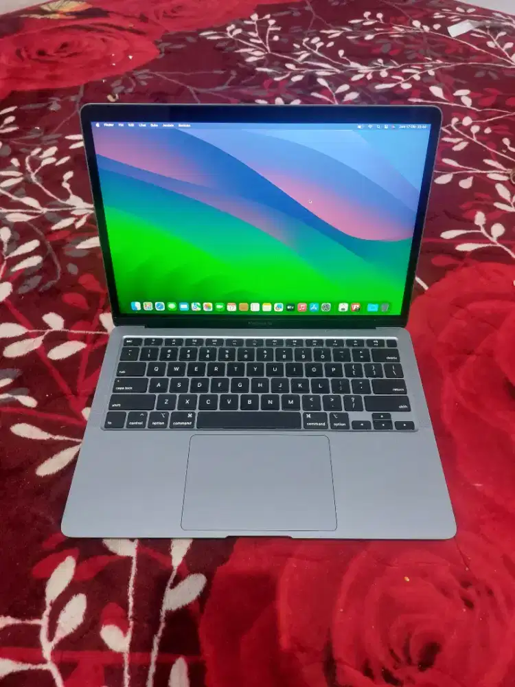 Macbook air 2020 Core i5 Ram 8/512GB ibox