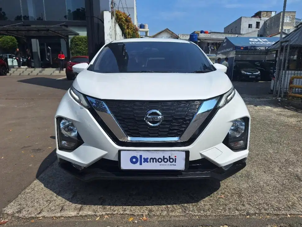 DP MURAH Nissan Livina 1.5 New EL Bensin-MT 2019 Putih CUOHB