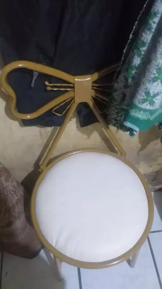 Di jual kursi harga Rp. 130.000