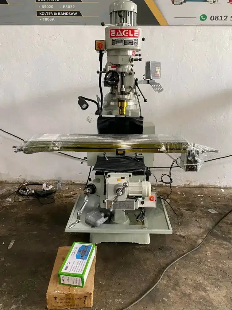 Milling Taiwan EAGLE / FULL ELECTRIC/ 3 AXIS / NEW ( BARU)