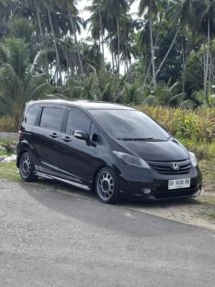 HONDA FREED PSD 2013 MATIC