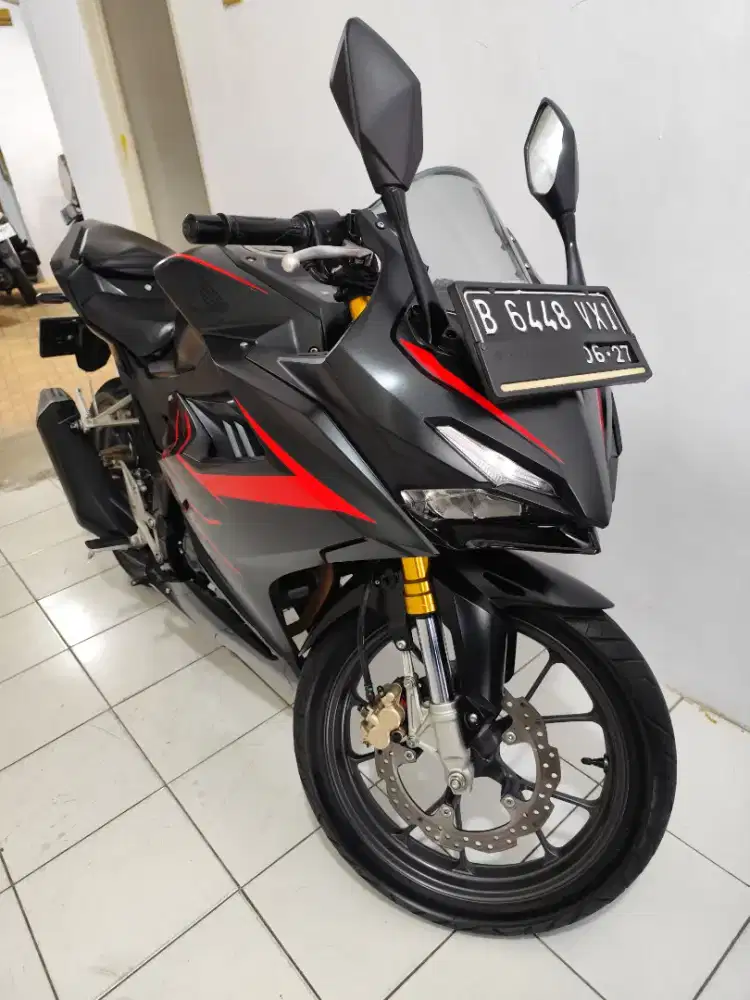 HONDA CBR 150R 2022 KM 9 RB AN MULUS ORI