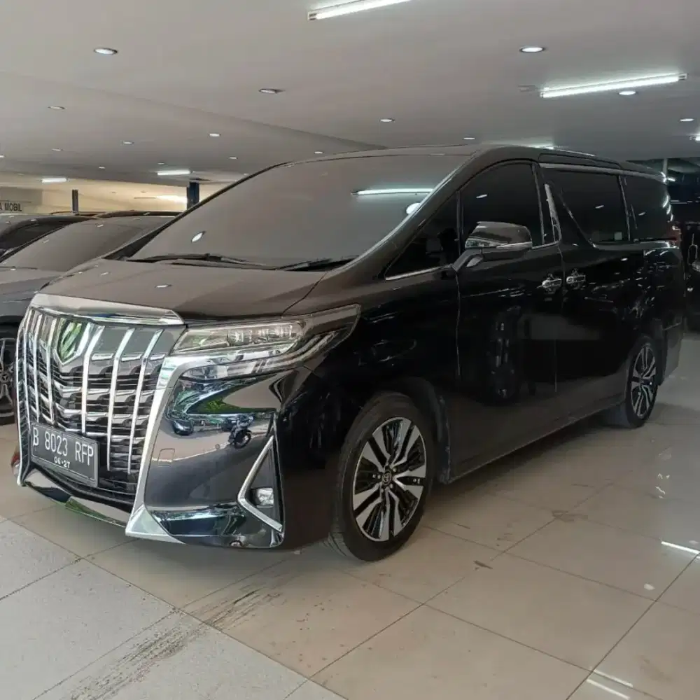Only 21k kilometer Toyota Alphard G 2022