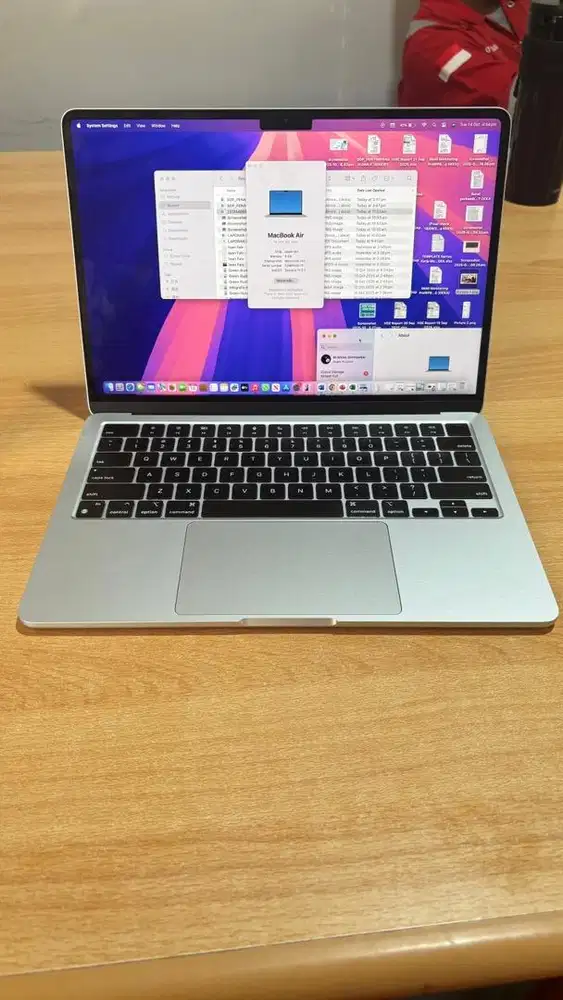 Macbook Air M3 13 2024 8/512gb mulus normal