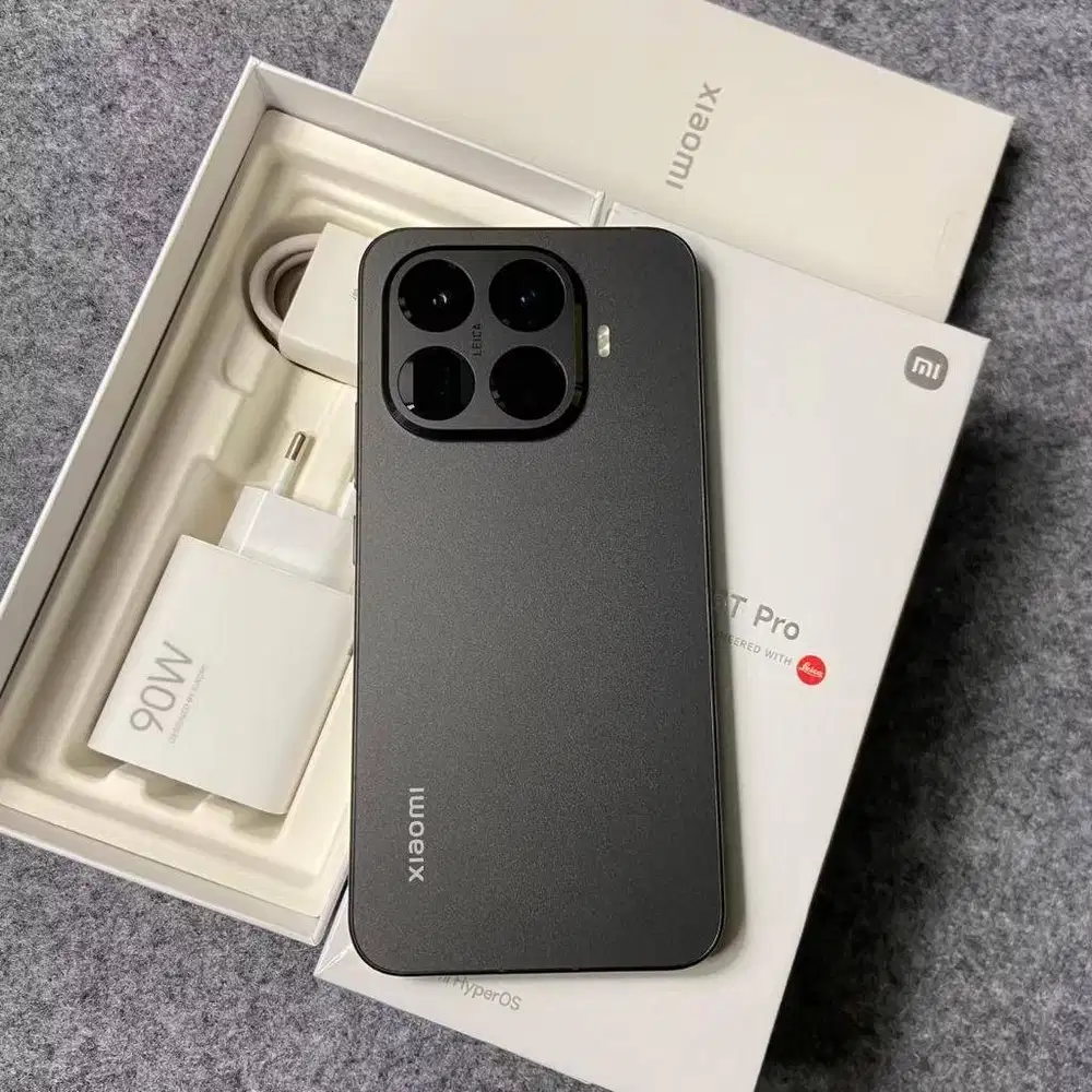 Xiaomi 15T Pro 12GB/512GB Mulus seperti baru lengkap