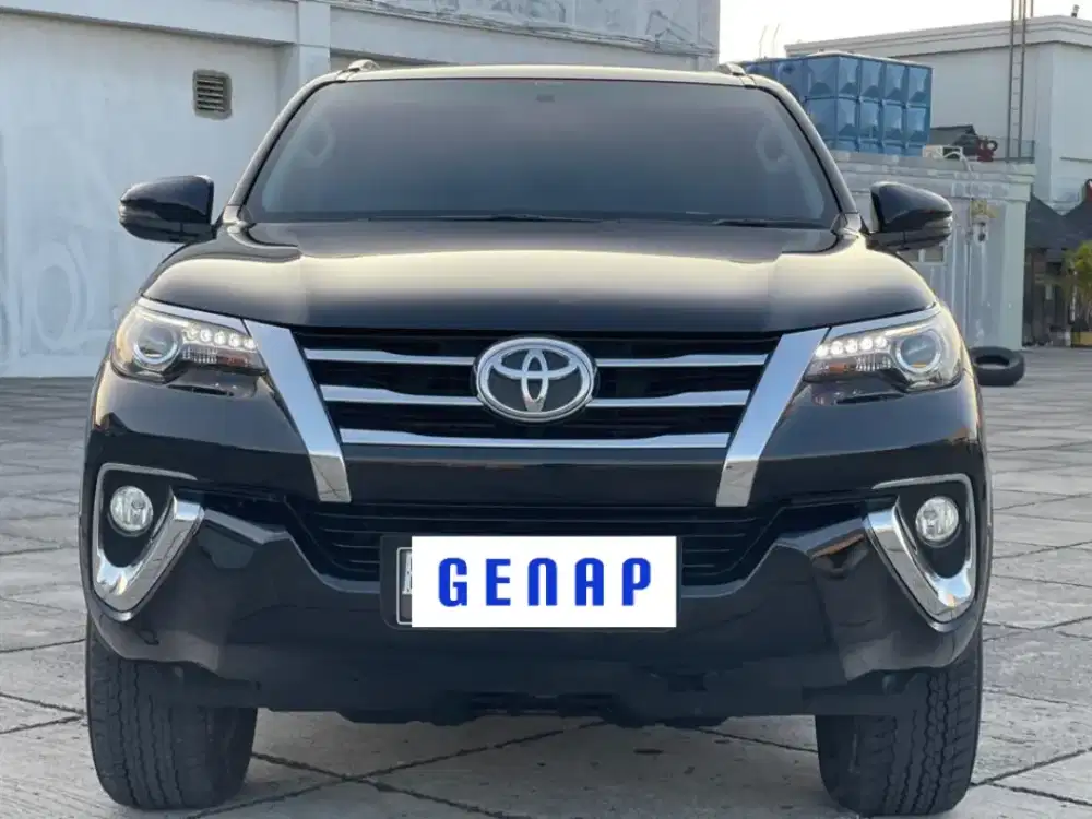 (DP 30jt) Low Km Fortuner VRZ 2.4 AT 2017 Tgn1 Good Condition
