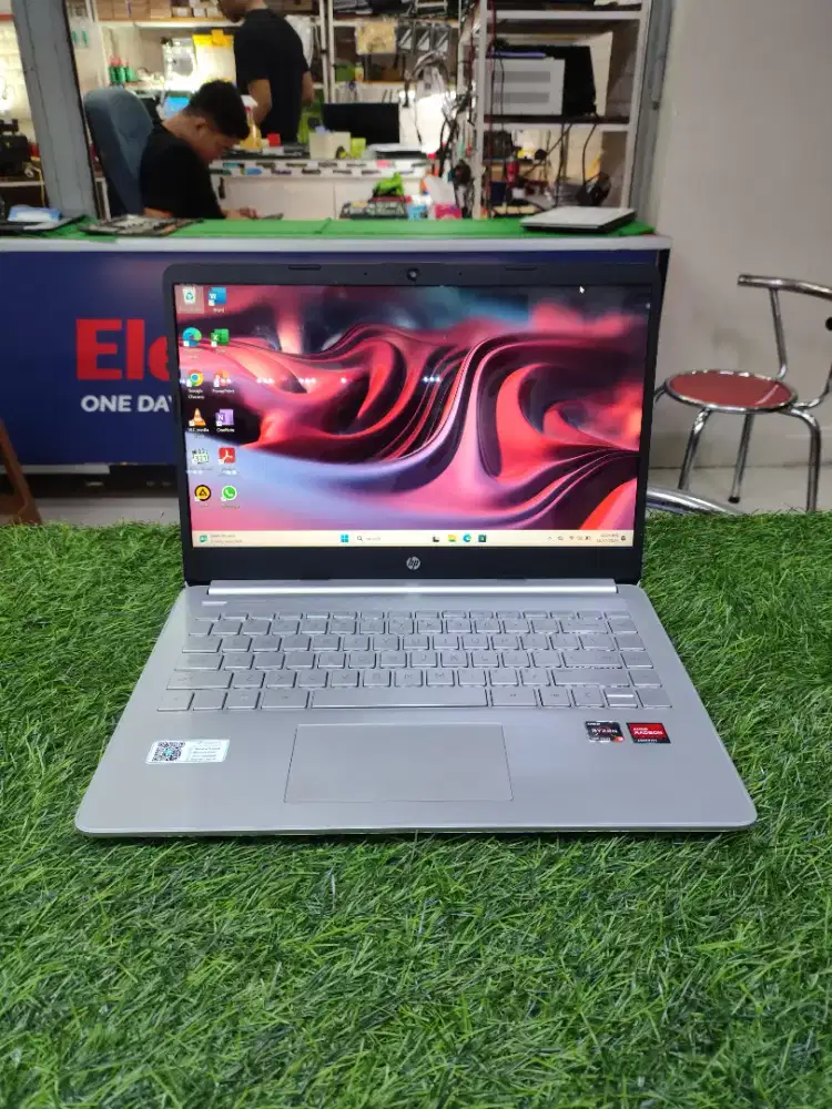 Jual Laptop HP 14s 5300 8/513