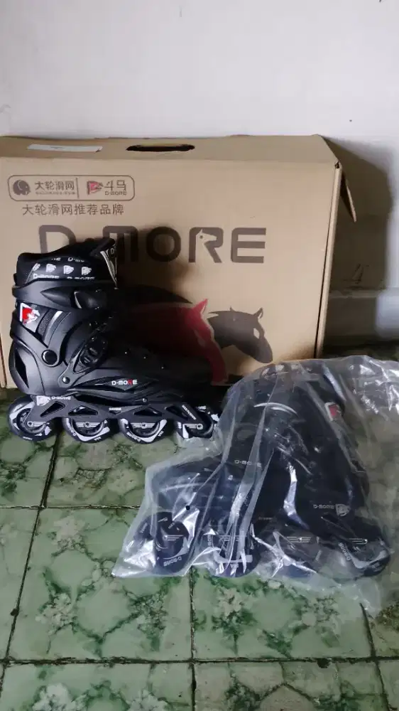 Sepatu Roda Dmore 40-41