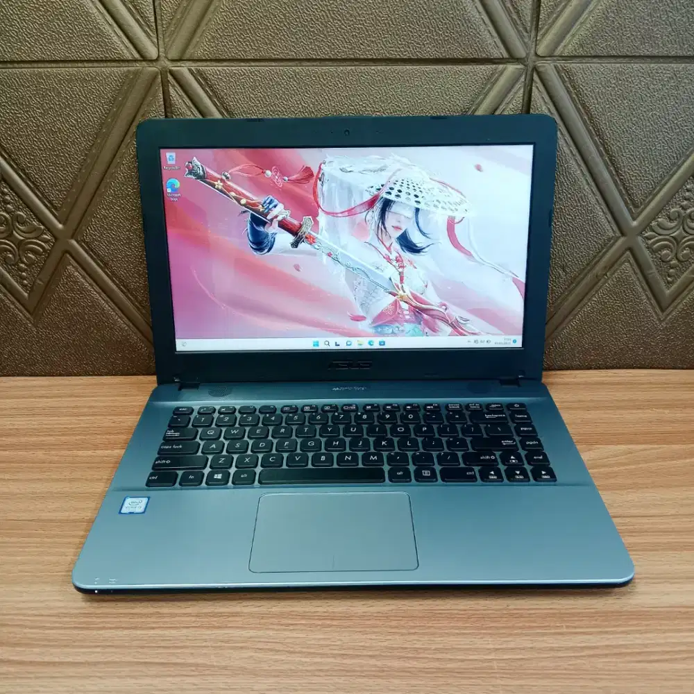 ASUS X441UA INTEL CORE I3 6006U INTEL HD GRAPHICS 520 RAM8GB SSD 256GB