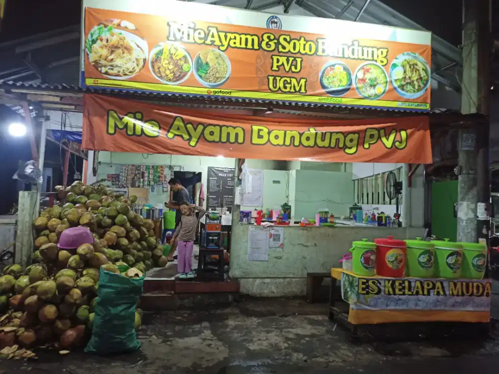 Lowongan kerja Mie Ayam dan Kelapa Muda