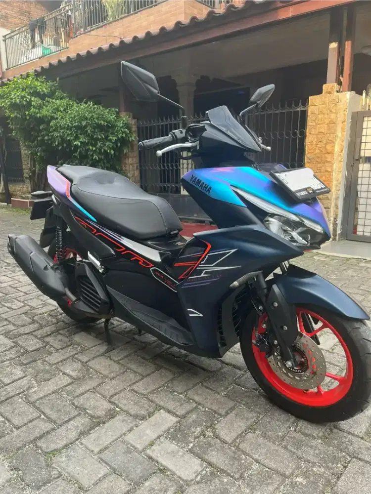 2024 Yamaha Aerox 155 Cibercity km 6 rb