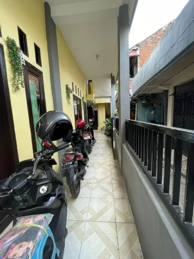 Kos Putri Daerah Kampus STIESIA Surabaya