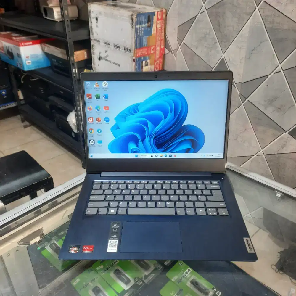 Lenovo ideapad slim 3, Ryzen 5 4500U, RAM 8GB, SSD 512GB, 14 inch