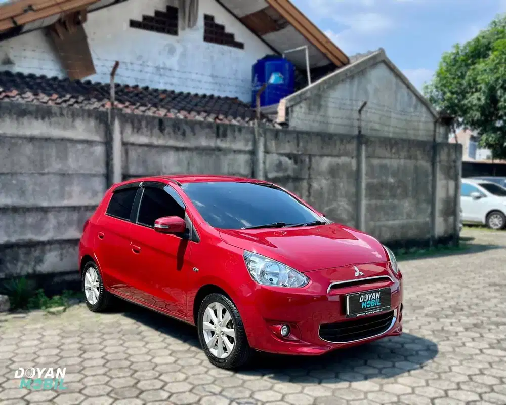 CASH Mitsubishi Mirage Exceed MATIC 2015 - Merah  Metallic tangan 1