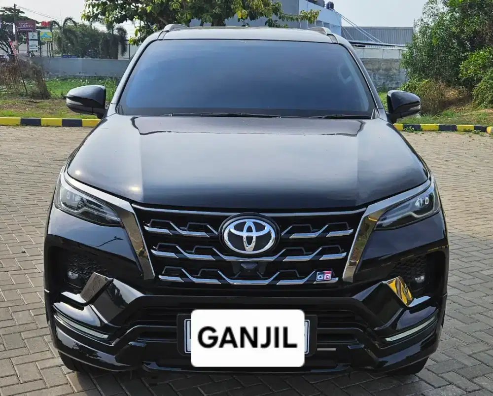FORTUNER 2.4 AT DIESEL GR SPORT 2021