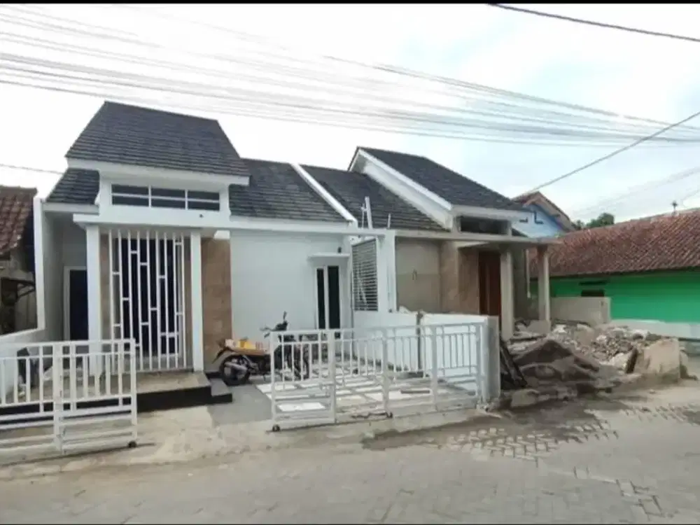Rumah Baru Proses Finishing 2 Unit di Yogyakarta#Kode : RSH 159