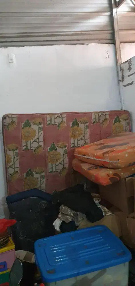 KASUR 200 X 200 CM