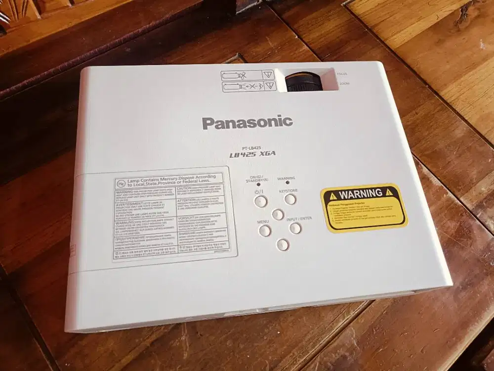 LCD Proyektor Panasonic LB425 XGA HDMI 4100 Lumens Segel