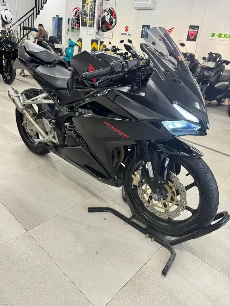 Honda CBR 250RR 2020 warna Hitam Gloss CBR250RR 250 RR CC Black CBR250