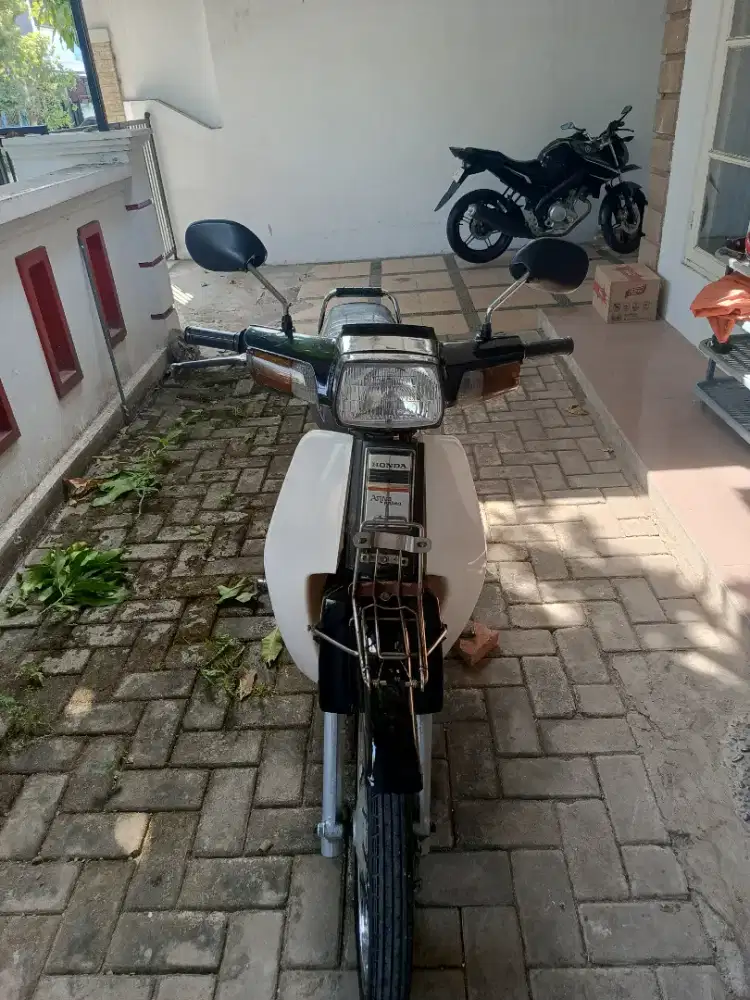 Astrea Prima Tahun 1989 Versi Built Up jepang