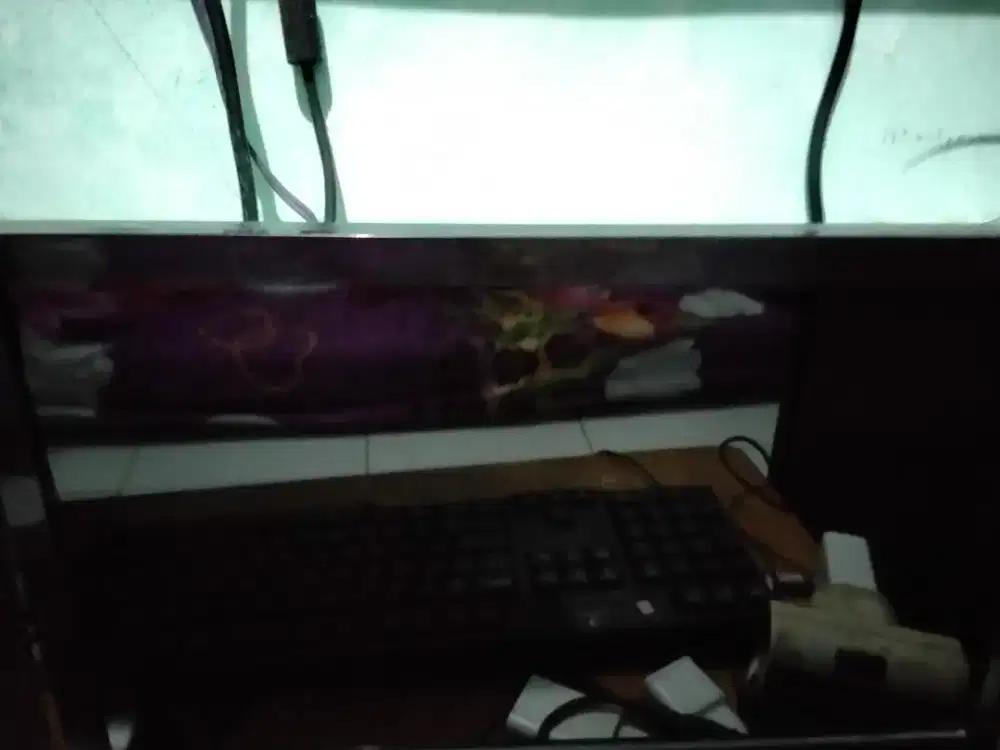 Jual Tv LED 32in Ada 4 yunit