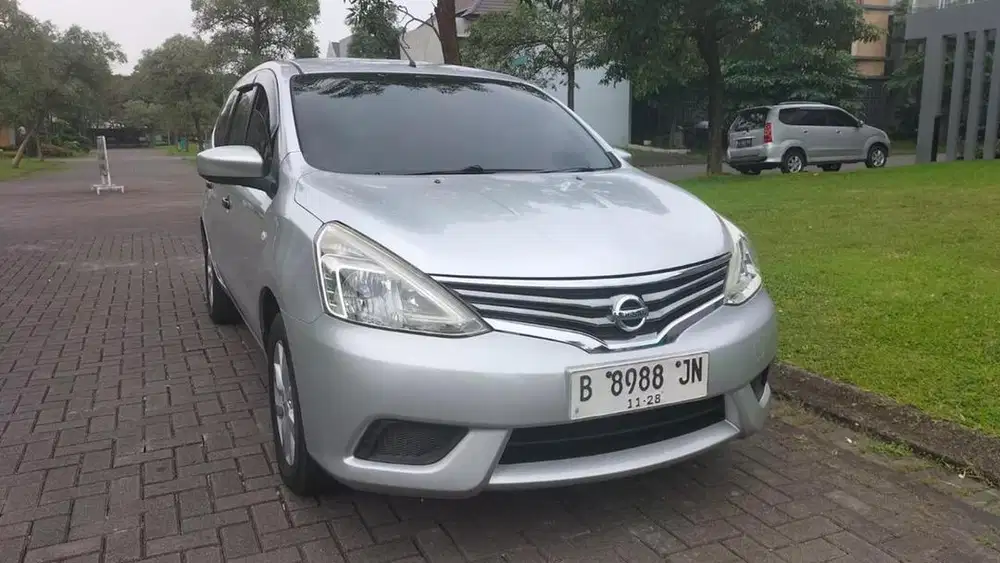 Nissan Grand Livina 1.5 A/T 2013/2014