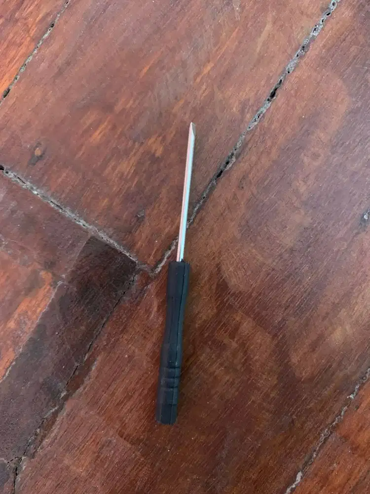 OBENG KECIL MULTIFUNGSI HITAM SEBAGUNA