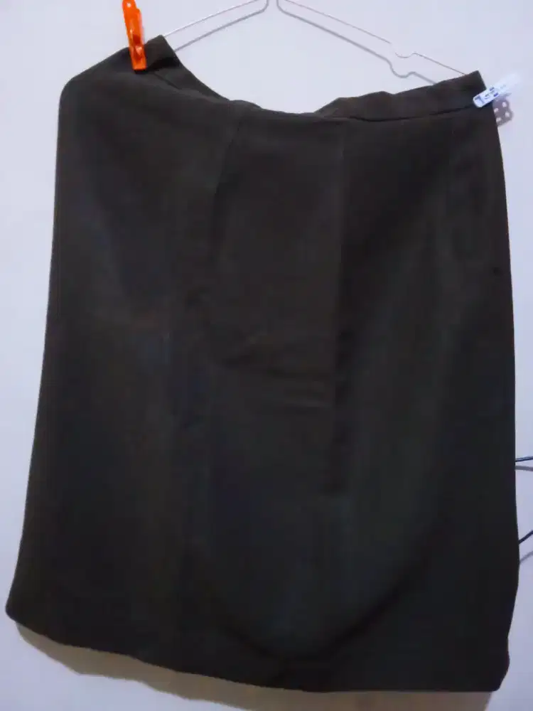 Preloved Rok wanita warna coklat
