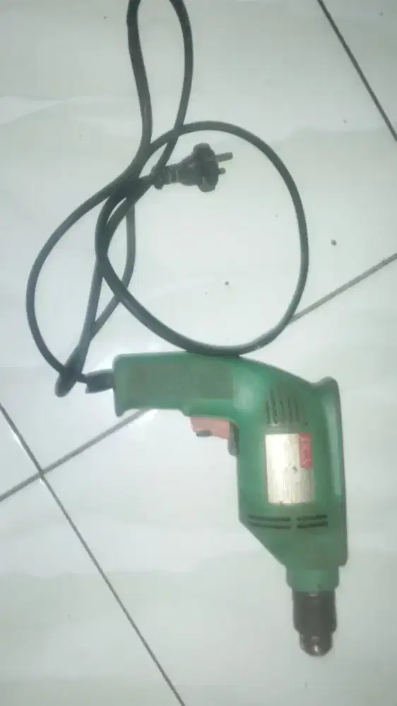 Di jual bor merk DCA