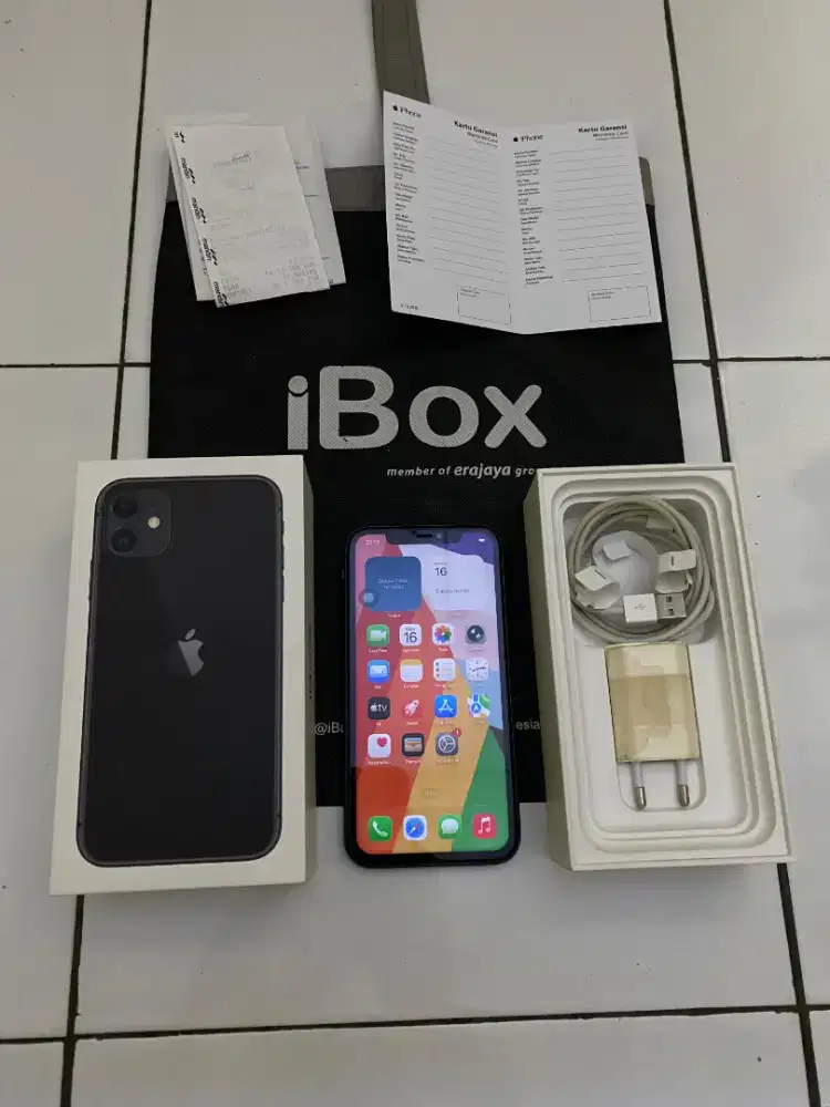 iPhone 11 128 GB Black ex Ibox