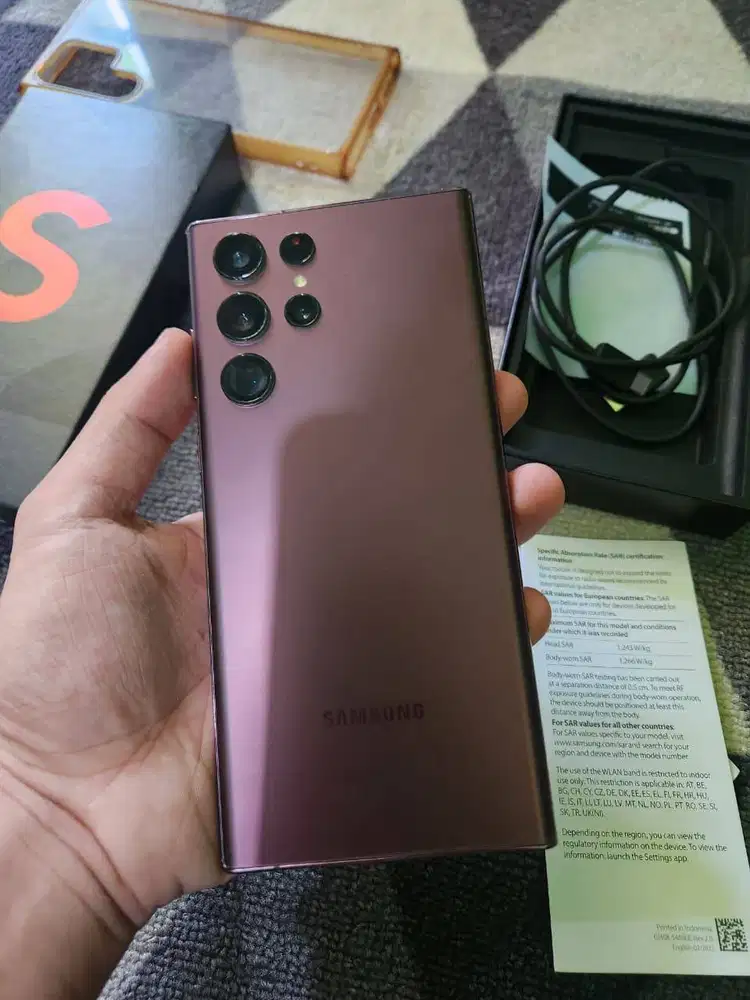 Samsung Galaxy S22 Ultra 5G SEIN 12/256GB Burgundy Fullset