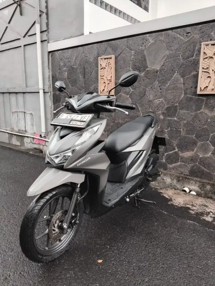 Honda Beat Deluxe CBS ISS 2023