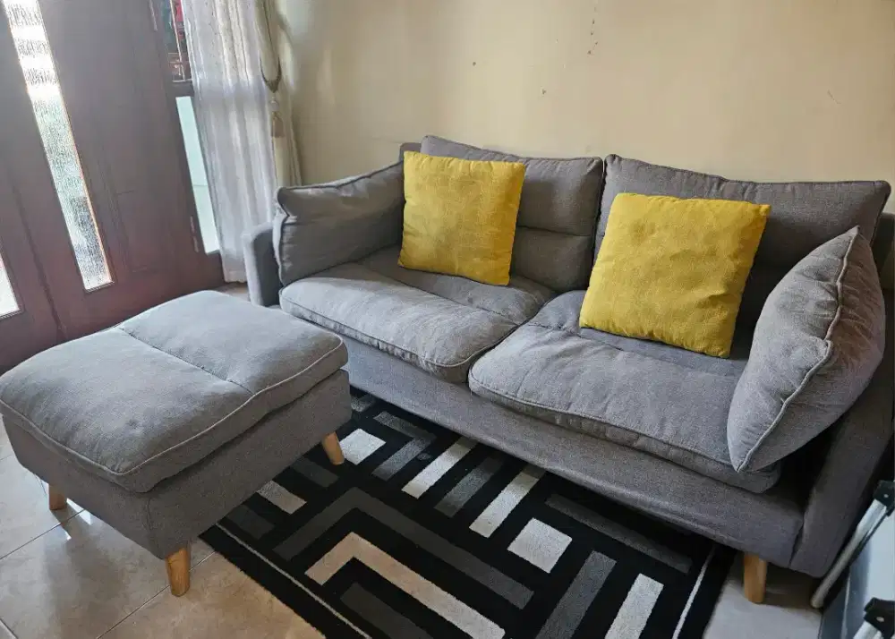 Atria Marvel Sofa Model L Bekas